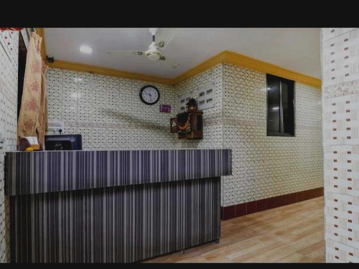 Oyo Hotel Apsara Guest House Ahmedabad Exterior foto
